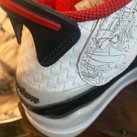 Jordan Dub Zero Varsity Red - Picture 7 of 14